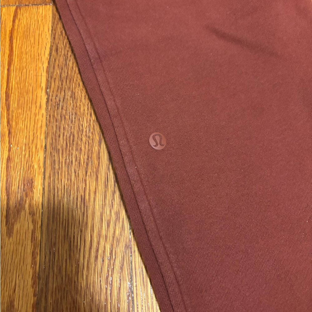 Lululemon Scuba Joggers - Picture 3 of 3